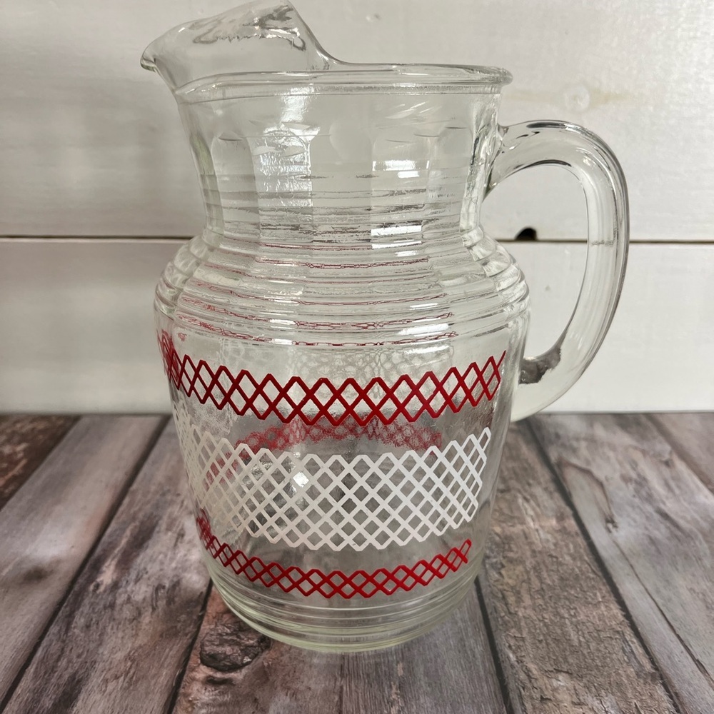 Glass Pitcher – Red Diamond Pattern - Picture 4 of 14